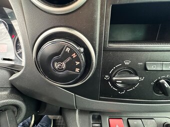 Citroën Berlingo 73kW, AT - 13