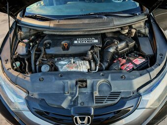 Honda Civic 2.2 i-DTEC - 13