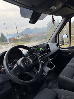 Predám MERCEDES BENZ SPRINTER 2.2 120kw 2018 - 13