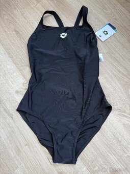 Arena a Adidas 42 - dámske plavky - 13