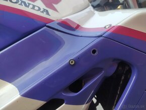 Honda CBR 600F PC23, 1989, Benetton Colours. - 13