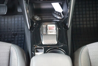 16-PEUGEOT 208, 2022, benzín,1.2i Automat , 74 kW - 13