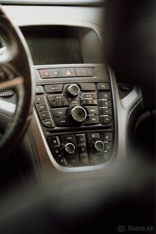 Opel Astra J Sports Tourer 2.0 CDTi - 13