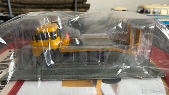 Kultové nákladiaky Tatra, Liaz, Škoda, Avia, Praga 1/43 Dea - 13