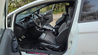 Ford Fiesta 1.6 ST - 13