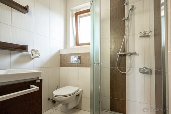 RODINNÝ DOM Veľké Krškany s vlastnou botanickou záhradou - 13