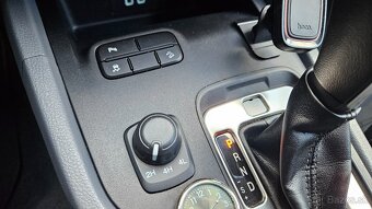 Ford Ranger 3.2 TDCi DoubleCab 4x4 LIMITED A6 - 13