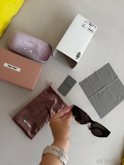 Slnecne okuliare MIU MIU - 13
