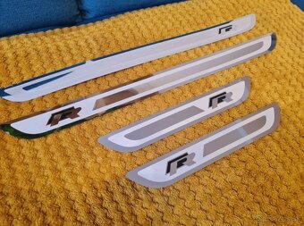 R-LINE prahové lišty VOLKSWAGEN - 13