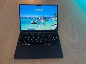 Apple MacBook Air 13" (2024) s čipom Apple M3 [TOP STAV] - 13