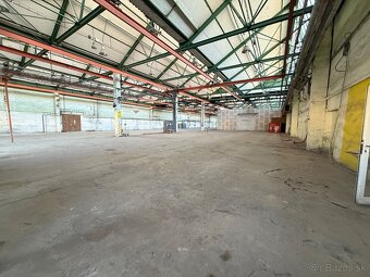 Na prenájom výrobné haly - 4320m2 / 3024m2 - Voľné ihned - 13