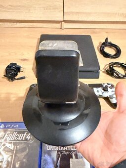 Sony PlayStation 4 Slim 1TB + ovládače a hry - 13