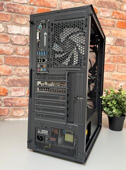 Ryzen 7 3700X\16GB\RTX 3070\SSD\850W Zdroj - 13
