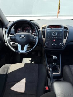 Kia Ceed 1.6crdi 85Kw - 13