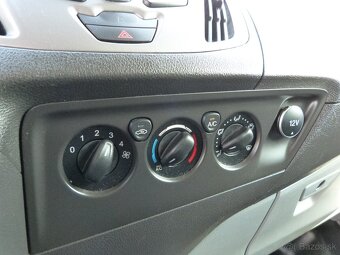 Ford Transit Custom 2.2 TDCi Ambiente L2H1 T310 125k - 13