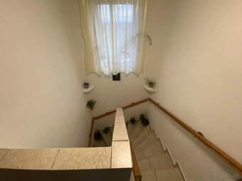 Predáme 5-izbový rodinný dom na predaj v obci Dolný Štál - 13