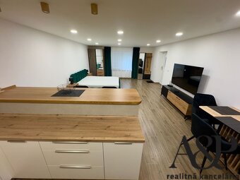 NA PRENÁJOM REKONŠTRUOVANÁ ČASŤ DOMU, BRESTOVEC, okr. MYJAVA - 13