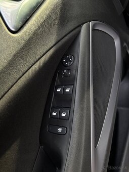 Opel Crossland - 13
