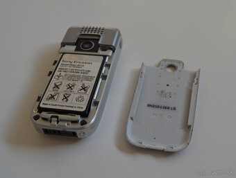 Sony Ericsson K300i s krabičkou IMEI sedí Zberatelský kus - 13