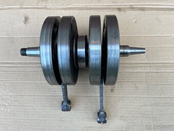 Kľukový hriadeľ Jawa 350 model 360 361 aj 354 - 13