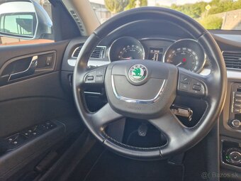 Skoda Superb 2.0 TDI combi - 13