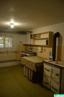 Na predaj veľký dvojgeneračný rodinný dom pri lese na Záhorí - 13