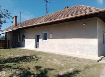 Zrekonštruovaný,zariadený dom pripravený na nasťahovanie - 13