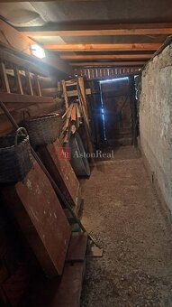 DVOJPODLAŽNÁ CHATA pod lesom, Veľká Lúka pri kúpeľoch Sliač - 13