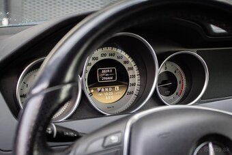 Mercedes-Benz C220CDI kombi / w204 / - 13