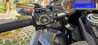 Honda Goldwing 1800 - 13