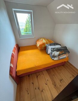 Chatka s krásnym výhľadom a priestrannou záhradou - 13