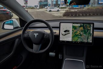 Tesla Model Y Long Range Dual Motor AWD 4x4 - 13