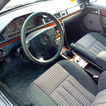 Mercedes-Benz w124 300D - 13