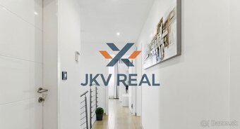 Na predaj krásny moderný rodinný dom v Nových Zámkoch - 13