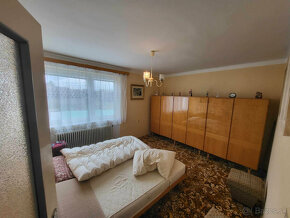 Na predaj veľký 4 izbový rodinný dom v obci Bešeňov - 13