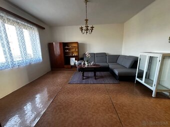 Rodinny dom s garážou a pozemok 1007 m2 Ilava - Sihoť - 13