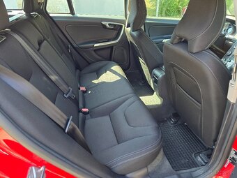 Volvo V60 D3 2.0 D 110 kw 2017 - 13