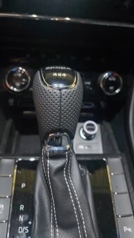 Alcantara / Perforovaná - hlavica DSG ŠKODA - 13