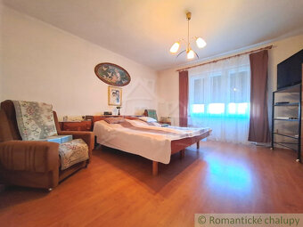 Priestranný štvorizbový rodinný dom na hospodárenie v tich - 13