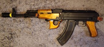 AKMSU, drevo, oceľ, Cyma Standard, CM.048SU - 13