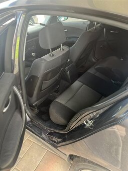 BMW 118d e87 - 13