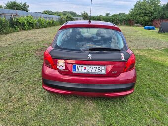 Peugeot 207 - 13