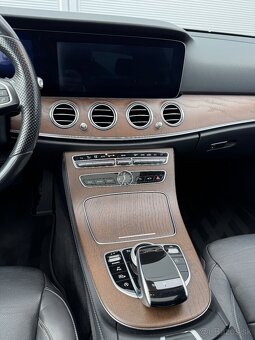 Mercedes Benz E350d 4Matic - 13