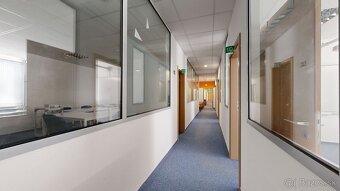 Flexibilné obchodné priestory v centre Trnavy – až 14 miestn - 13