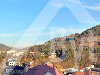 VEĽKÝ 2-IZBOVÝ BYT V CENTRE S BALKÓNOM A ZARIADENÝ - 13