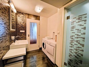 EXKLUZÍVNE Predaj 3 izbový luxusne zariadený veľkorysý apar - 13