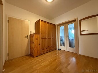 zariadená izba  v 3i byte – Solinky - 13