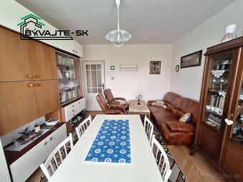 Štvorizbový byt v širšom centre mesta Prievidza. - 13