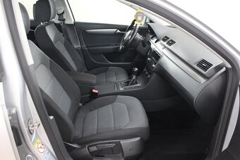 Volkswagen Passat 2.0 TDI Comfortline - 13