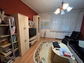 Na predaj poschodový RD, Šurany - 13